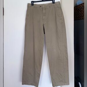 Cuttter & Buck Trousers Men’s Sz 35”/30” Tan Khaki Baggy Straight Leg Work-ready